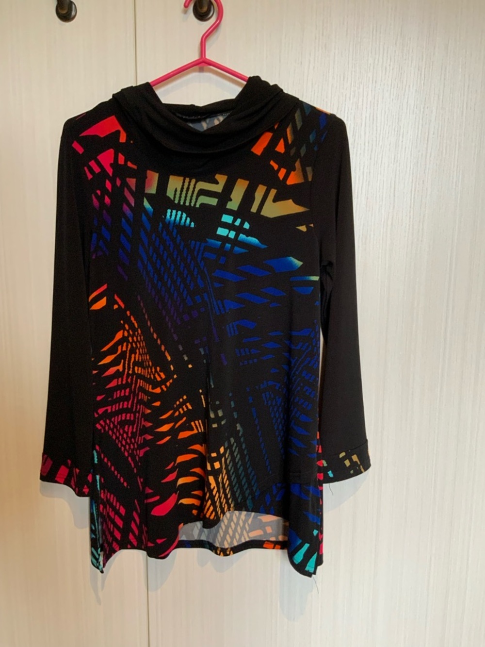 Women’s Black Multi-Color Cowl Neck Tunic Top